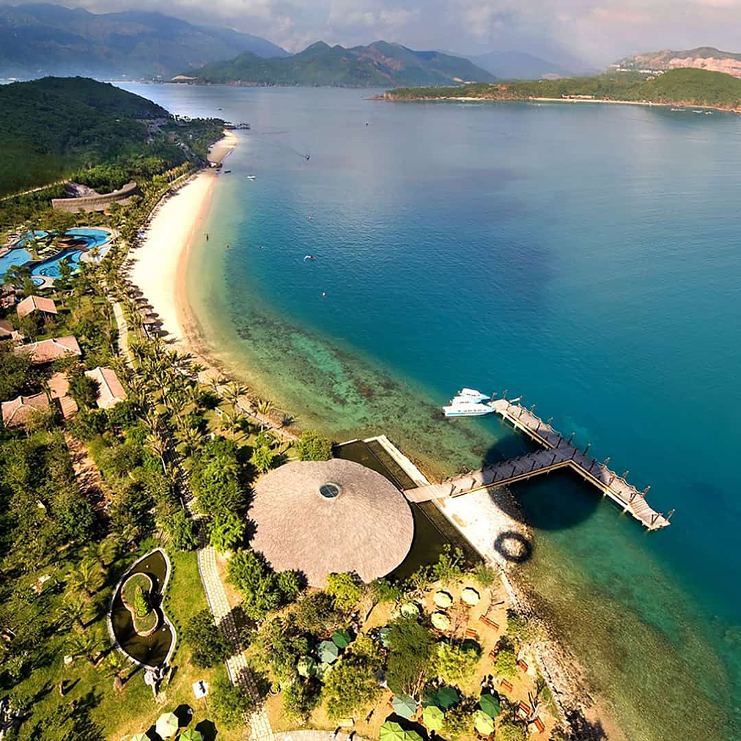 Tour 3 Đảo Vip : Vịnh San Hô – Làng Chài – Hòn Tằm