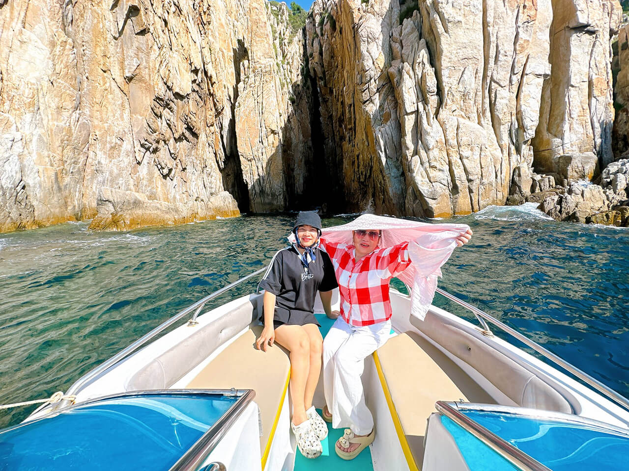 DLV.G-12 : TOUR VỊNH VĨNH HY