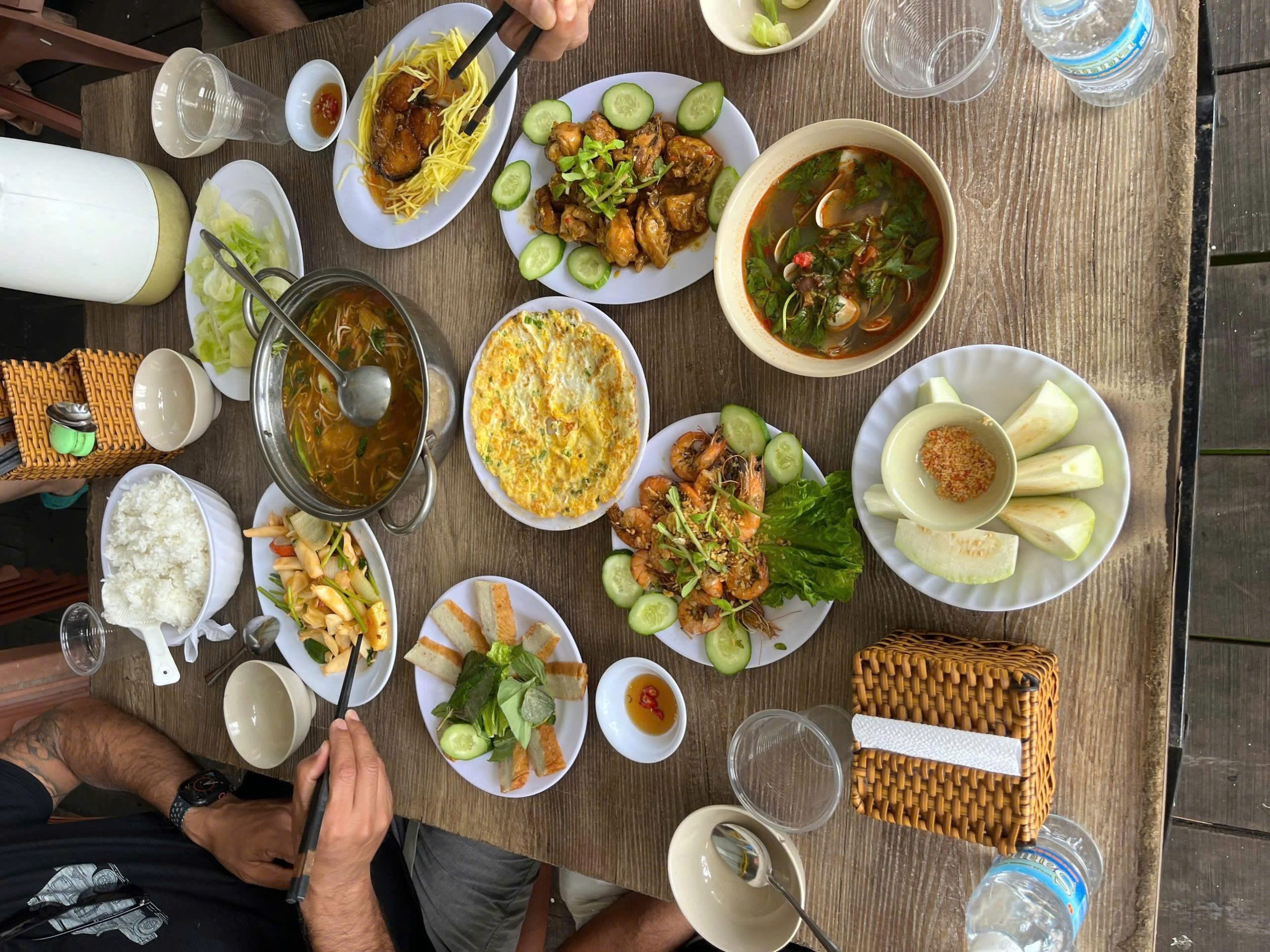 ẨM THỰC TOUR TRONG NGÀY ( BUỔI TRƯA)