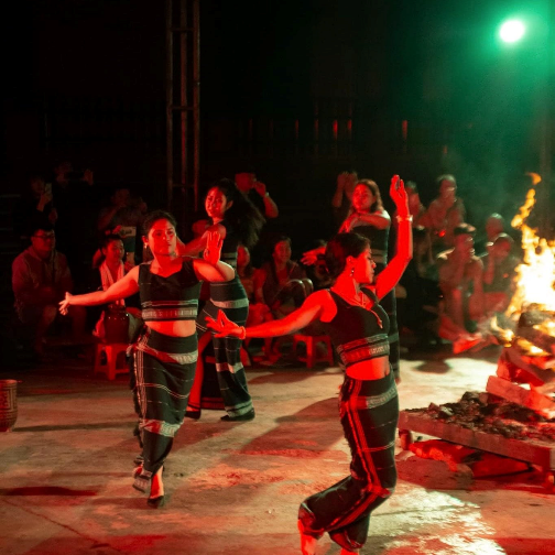 DLV.HP-01 : GIAO LƯU VĂN HÓA CỒNG CHIÊNG ĐÀ LẠT