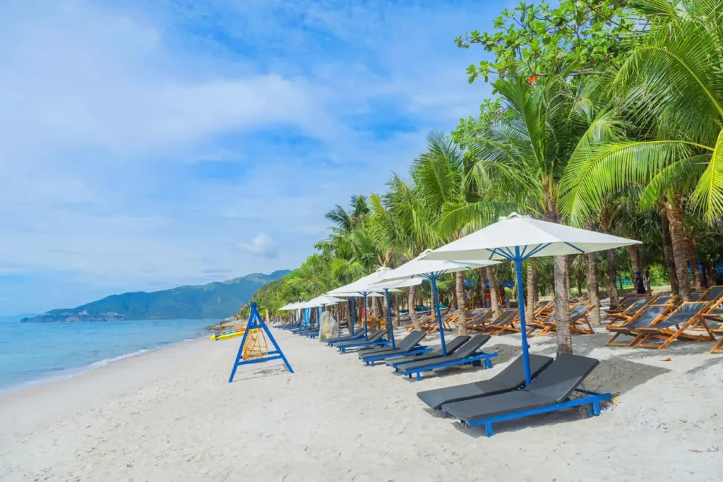 DLV.G-08 : TOUR SỎI BEACH – LÀNG CHÀI – HÒN TẰM