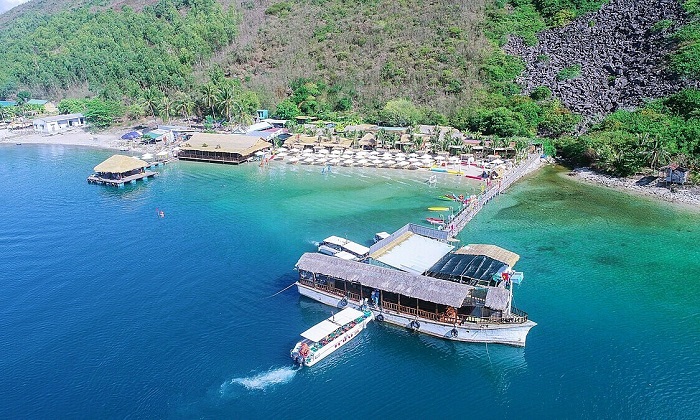 DLV.G-18 : TOUR ROBINSON