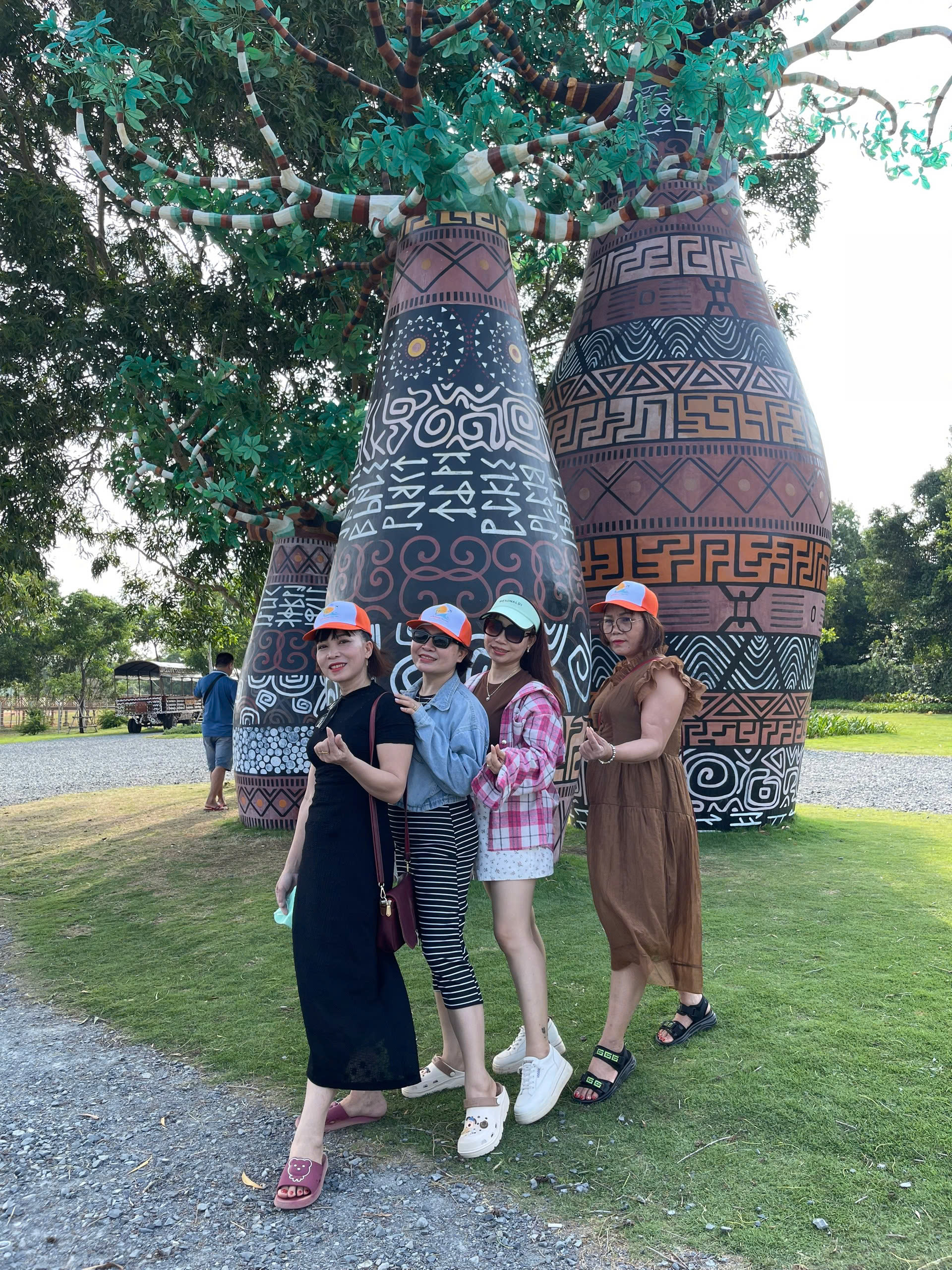 DLV.DP-01 : MŨI NÉ – BÀU TRẮNG – LÂU ĐÀI RƯỢU VANG