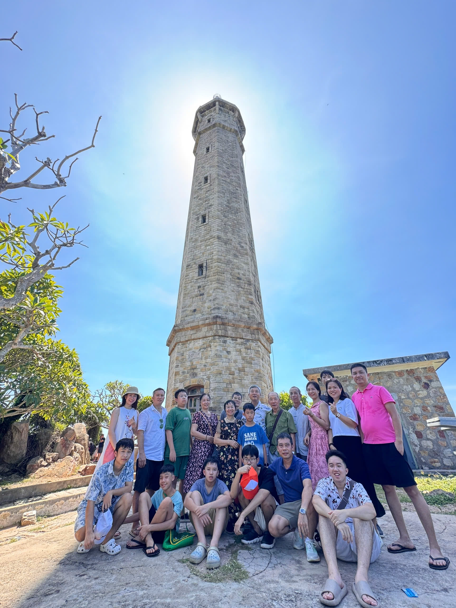 Tour 1 Ngày Phan Thiết : Mũi Né - Bàu Trắng - Lâu Đài Rượu Vang